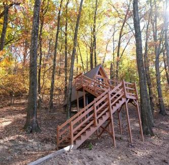 Scio Ski Chalet | Cozy Tree Cabin with Wonderful Views from the Deck in Ohio