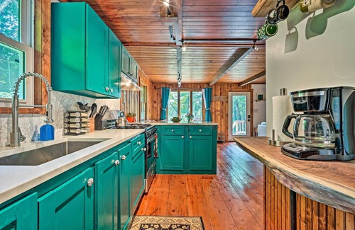 Wilmington Cabin | Cozy Treetop Hideaway Near Harriman Reservoir!