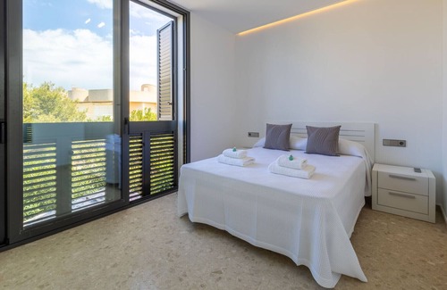 La Savina House | Cozy triplex in La Savina port!