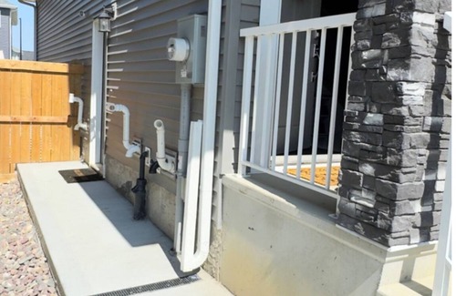 Southwest Edmonton House | Cozy two (2) bedroom basement suite for your comfort with family & friends.