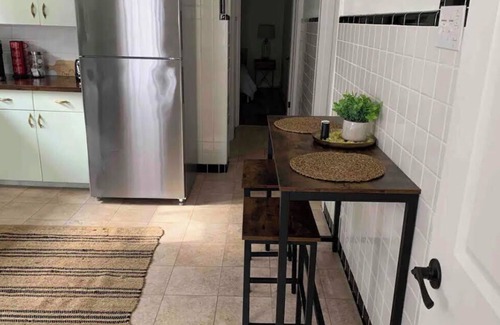 St. Louis House | Cozy two bed, one bath STL City charmer!