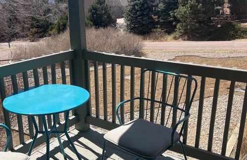 Park Vista House | Cozy Up with Luxe Beds, Indoor Spa & Decks with a View! Sleeps 16, Pets+
