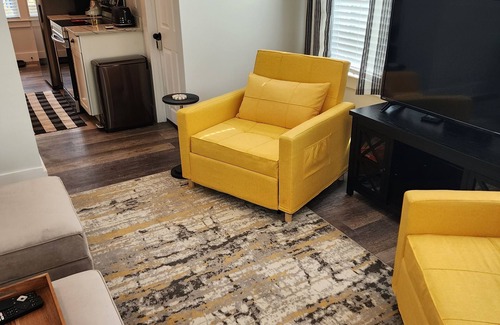 East Falmouth Apartment | Cozy updated 2-bedroom Apt. close to shopping, restaurants, 2 miles to beaches.