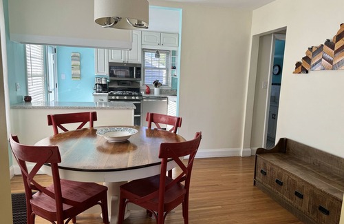 Audubon Park House | Cozy updated home with incredibly convenient location.