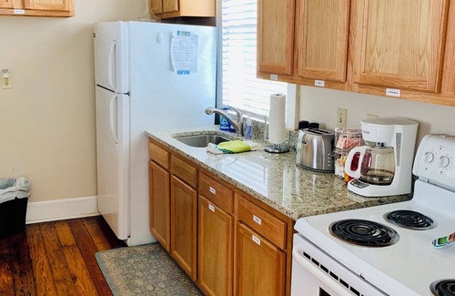 Cannonborough Elliotborough House | Cozy Upstairs Unit in Historic Charleston