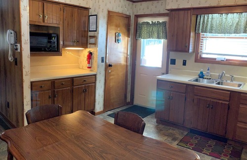 Warrensburg House | Cozy Upstate Adirondack Cottage Getaway