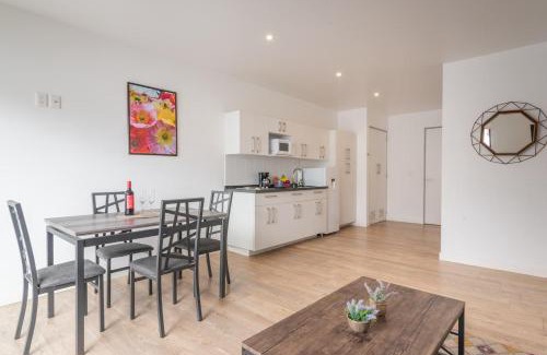 San Jose Insurgentes Apartment | Cozy Urban Rooftop Lounge Free Parking & Wifi