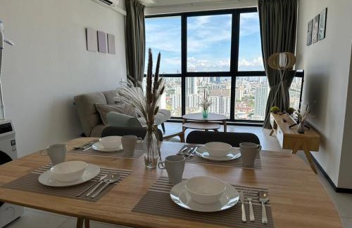 George Town Apartment | Cozy Urban Suites Georgetown View by 3C