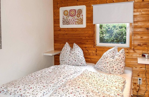 Suhl House | Cozy vacation cottage for your nature-oriented vacation stay in the Thuringian Forest.