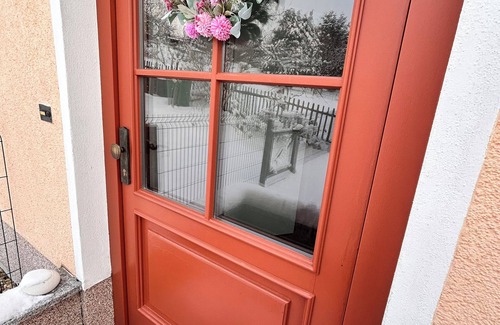 Neugersdorf Apartment | Cozy vacation apartment with garden use, garage and wallbox (extra costs)