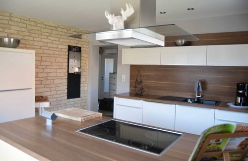 Brandau Condo | Cozy vacation apartment 90 sqm with balcony and beautiful view.