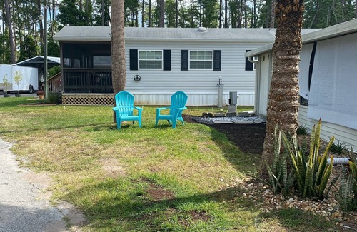 National Gardens House | Cozy Vacation Rental, Perfect for short term, Snowbirds & Traveling Nurses