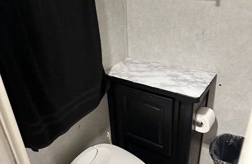 Las Vegas House | cozy vegas stay with 3 queen beds, shops within half a mile,and freeway nearby