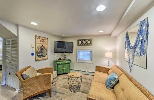 Ventnor City Apartment | Cozy Ventnor Getaway Walk to Public Beach!