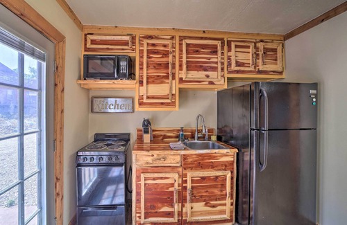 Vian Cabin | Cozy Vian Cabin: 1 Mi to Tenkiller State Park