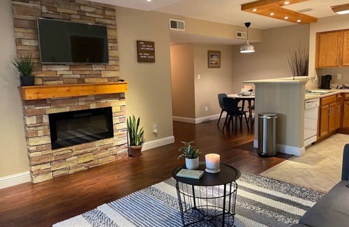Roosevelt Condo | Cozy Villa near CRMC & Downtown