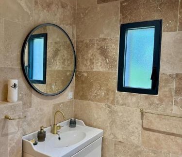 Piolenc House | Cozy villa with private pool