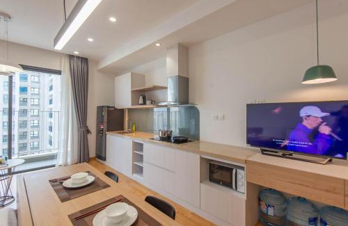 Trung Hoa Nhan Chinh Apartment | Cozy Vinhomes D Capital 1