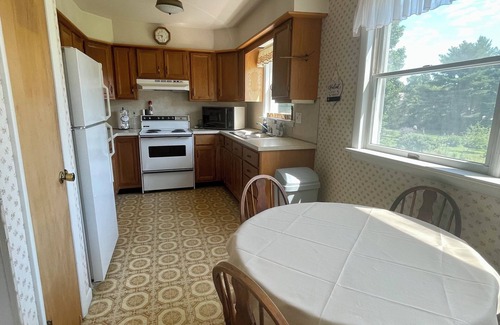 Atglen Apartment | Cozy Vintage Guesthouse/Apartment