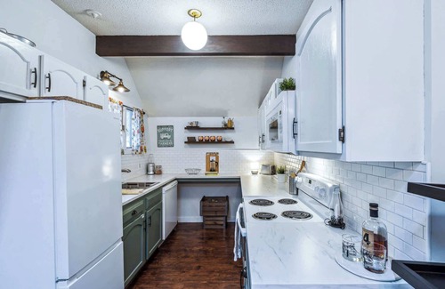 West Hartford Condo | Cozy VT Condo, Wood Fireplace | Kingswood 1C