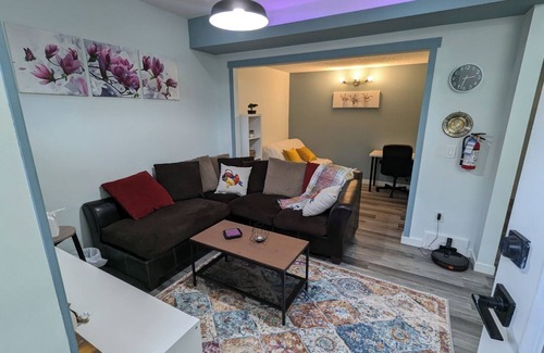 Southeast Calgary Apartment | Cozy Walden Apartment