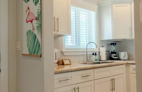 Yeoman Wood Condo | Cozy Waterfront Condo w/Pool. Near Beaches, Restaurants & Attractions
