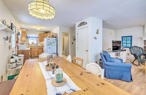 Westport Cottage | Cozy Waterfront Cottage on Montsweag Bay!