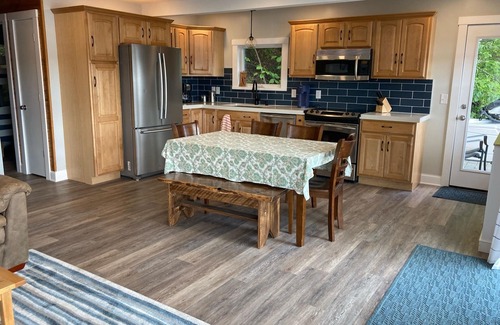 Moravia House | Cozy waterfront home with modern amenities!