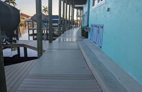Cape Harbour Apartment | Cozy Waterfront Studio with Free WiFi in Beautiful Cape Harbour, Cape Coral FL