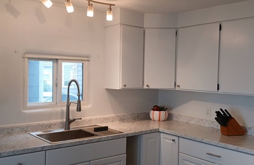Birch Bay Condo | Cozy waterview 2-bedroom condo,73 steps from beach. WiFi, AC in Birch Bay, WA