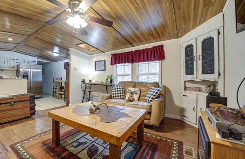 Waynesville House | Cozy Waynesville Home w/Porch by Blue Ridge Pkwy