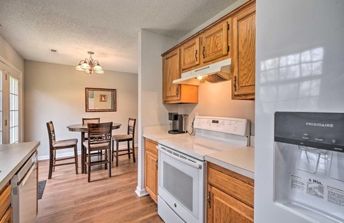 Winston - Salem House | Cozy Winston-Salem Home Near Parks and Golfing!