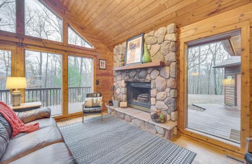 Hayward House | Cozy Wisconsin Cabin with Deck, Kayaks and Lake Views!