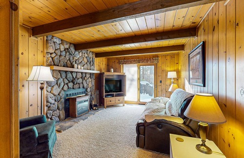Manitowish Waters House | Cozy wooded home w/access to snowmobile trail, near town, lakes, & bike trails