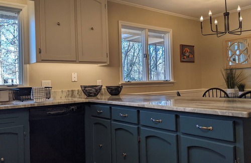 Southeast Raleigh House | Cozy Woodland Retreat 3-bed-2 bath house on 5 acres