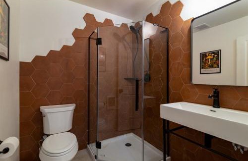 Orderville House | Cozy Zion Retreat Hot Tub 2 King Bedrooms