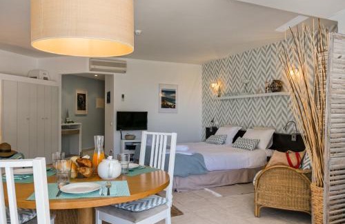 Cabanas Apartment | CozyHome - Cabanas
