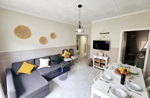 Pla del Bon Repos Apartment | Cozynest ALICANTE - Apartment with Terrace by SunCastle apartamentos