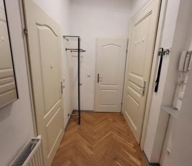 Weißgerber Apartment | CozyNite Premium Apartment Hundertwasser