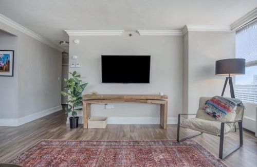 Old Louisville Apartment | CozySuites 800 Tower 1BR with gym! 23