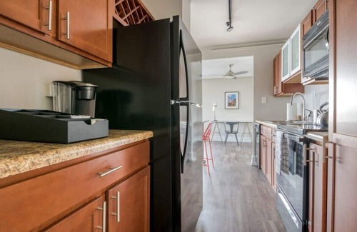 Old Louisville Apartment | CozySuites 800 Tower 1BR w/gym! 20