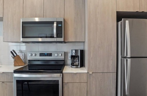 Lower Lawrenceville Apartment | Cozysuites Modern 1BR Lawrenceville