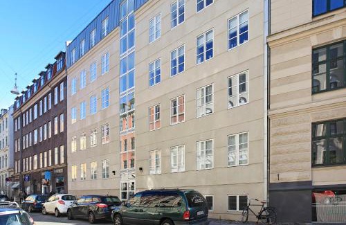 København V Apartment | CPH Lux apartm, 2 FULL BATHROOMS 2th