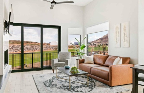 Hurricane House | CR 1622 - Pitch Perfect - Golf Course Views - Spa