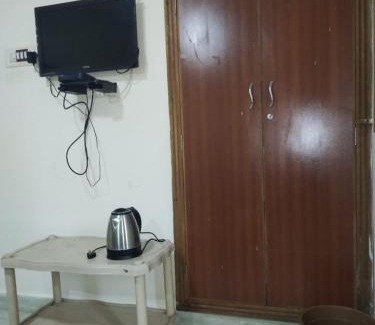 Kodaikanal House | CR Homestay Kodaikanal by LexStays
