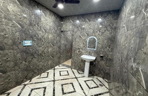 Bhiwani Hotel | Cr hotel and resort