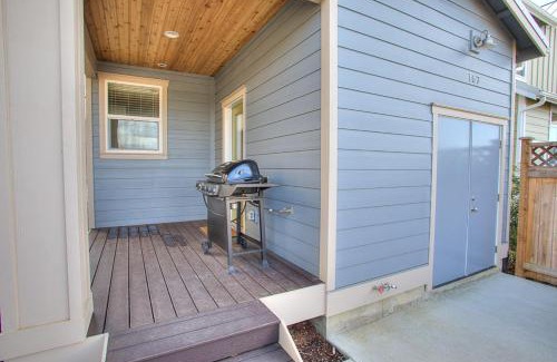 Ocean Shores House | Crabby Daddy The Blue Mermaid