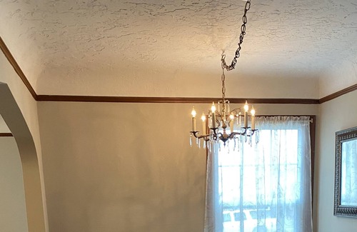 Northeast Neighbors House | Craftsman Cottage at 1730 18th St. NE Salem Oregon