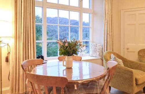 Waterhead House | Crag View