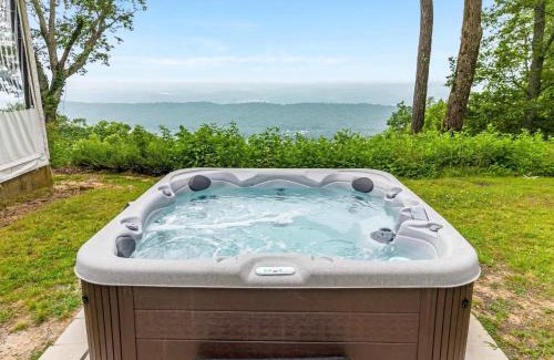 Mentone House | Cragsmere Manor - Luxury Estate & Event Space